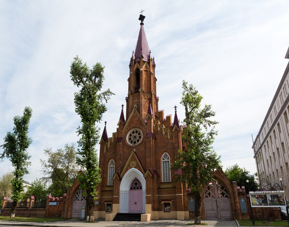 Европейская архитектура в Сибири – Польский католический костёл
